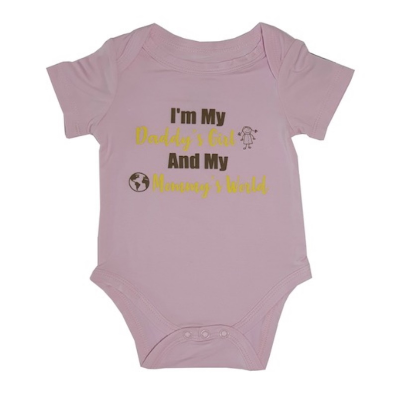 Bebe Bamboo Cute Saying Onesie (Daddy 's Girl, Mommy 's World)