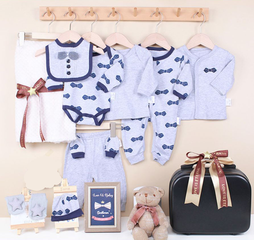 Momobebe 12pcs Baby Clothes & Blanket Set with Suitcase Pack