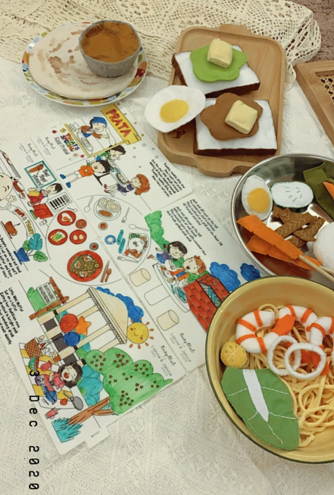 Busy Mat Singapore Hawker Food Nursery Rhyme Travel Series Placemat: Humpty Dumpty - Kopi & Toast (Placemat Only)