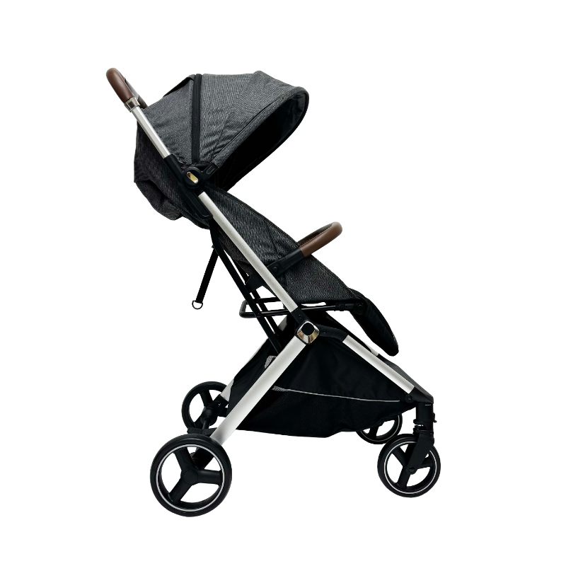 Capella X8 Air-Breeze Stroller