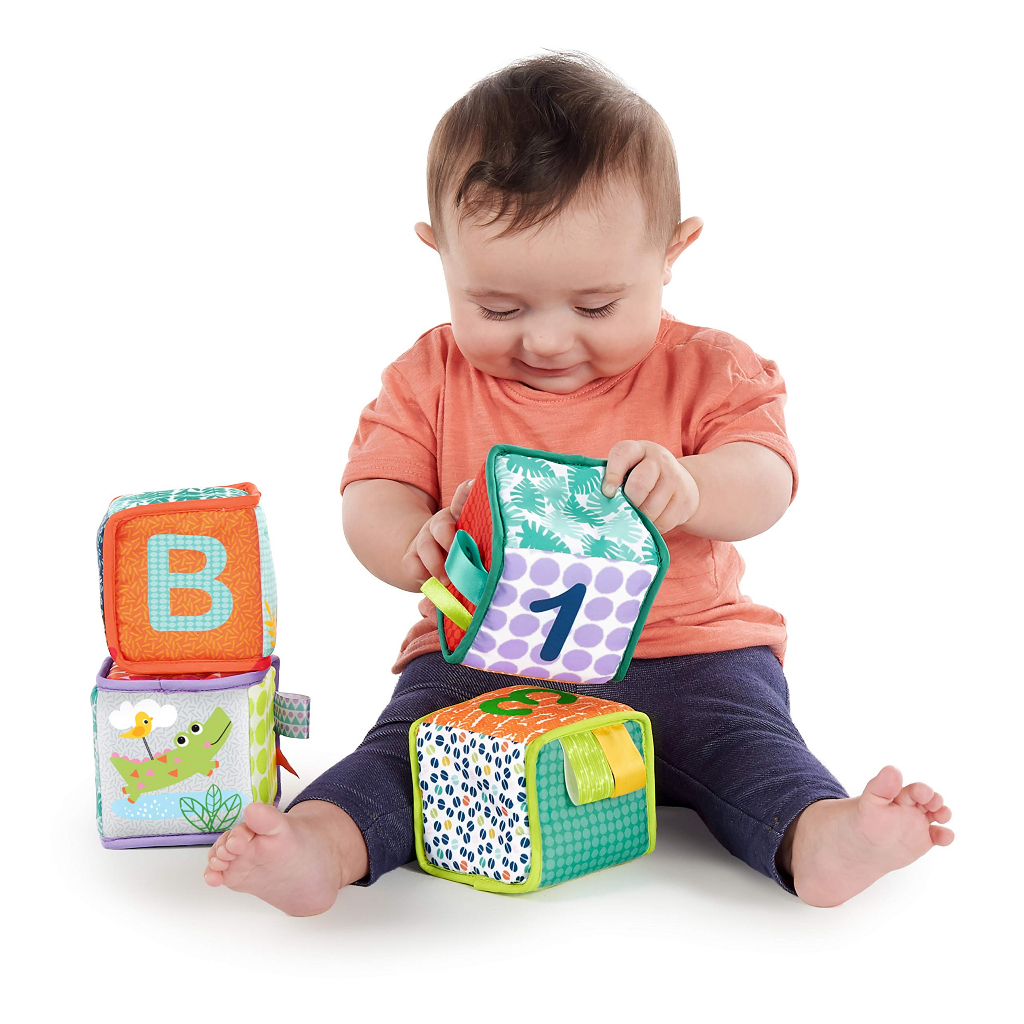 Momobebe Soft Block with 8 Sides (Alphabets, Animals and Numbers prints)