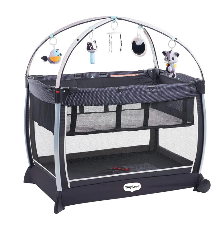Tiny Love Deluxe 6-in-1 Here I Grow Activity Play Yard
