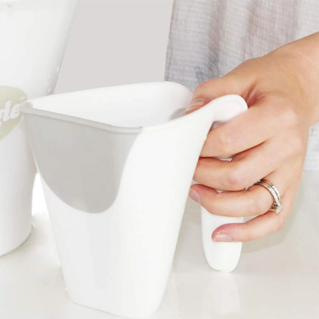 Shnuggle Washy Rinsing Bath Jug